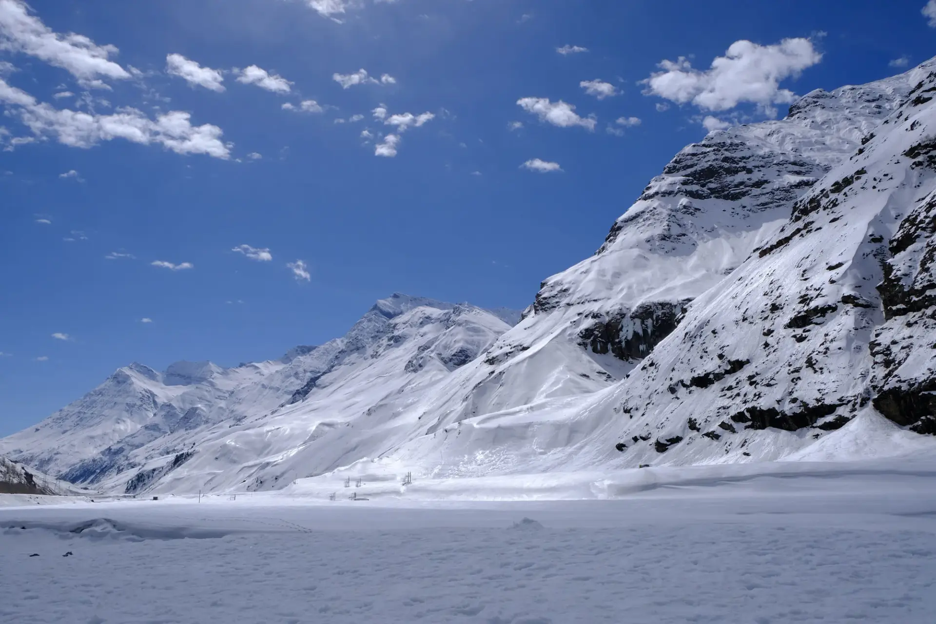 Winter wonderland of Himachal Sissu